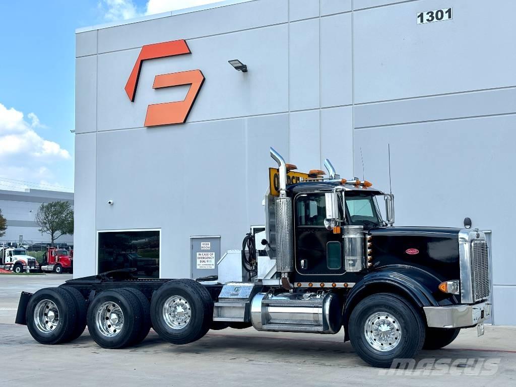 Peterbilt 357 Тягачі