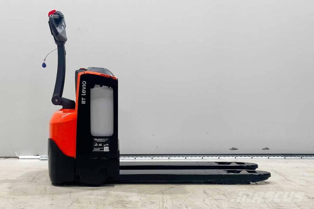 Toyota LWE 200 Штабелери