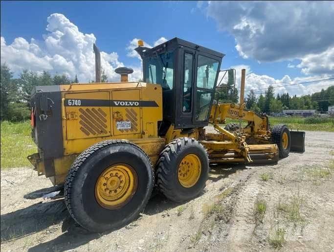 Volvo G 740 Грейдери