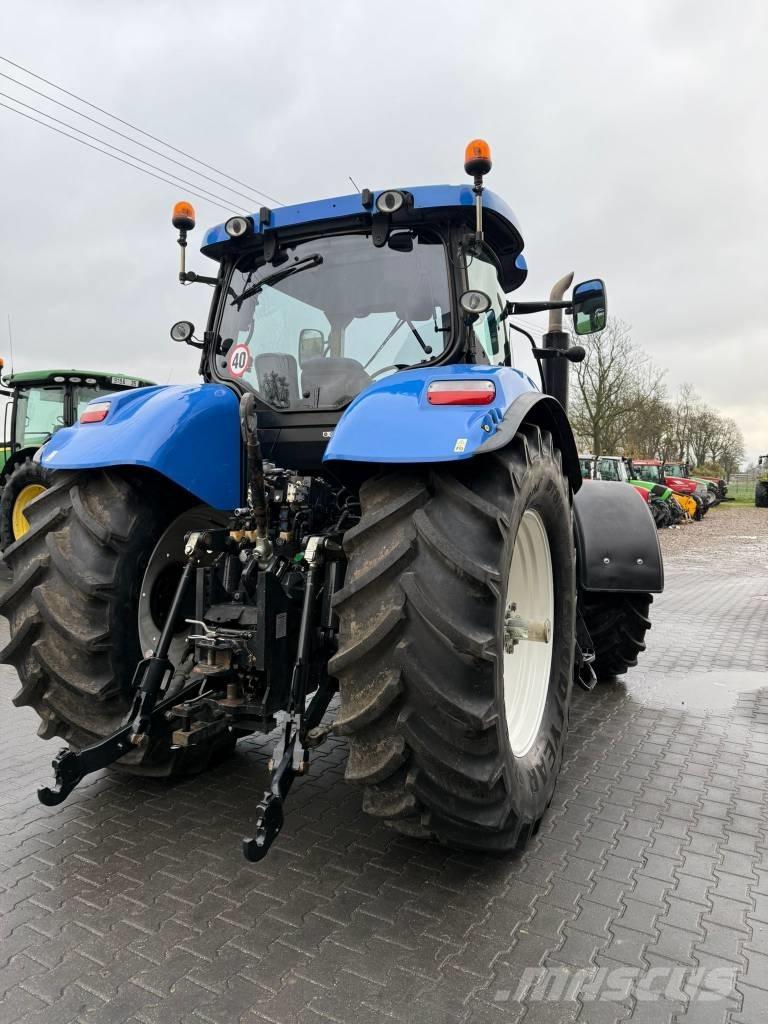 New Holland T 7040 Трактори