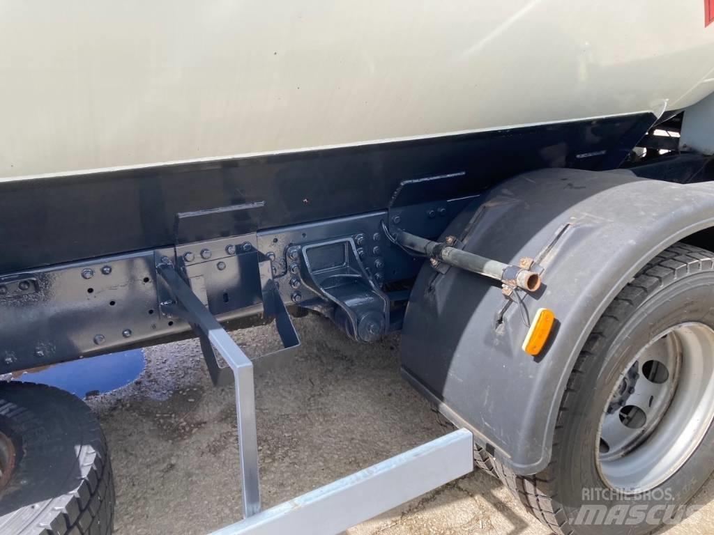 Iveco 135E25 Вантажівки-цистерни