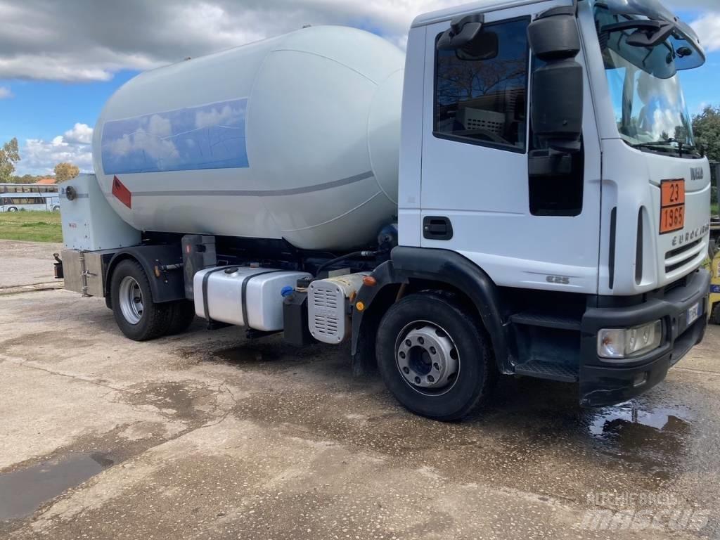 Iveco 135E25 Вантажівки-цистерни