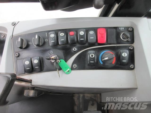 CAT 906 H Фронтальні навантажувачі