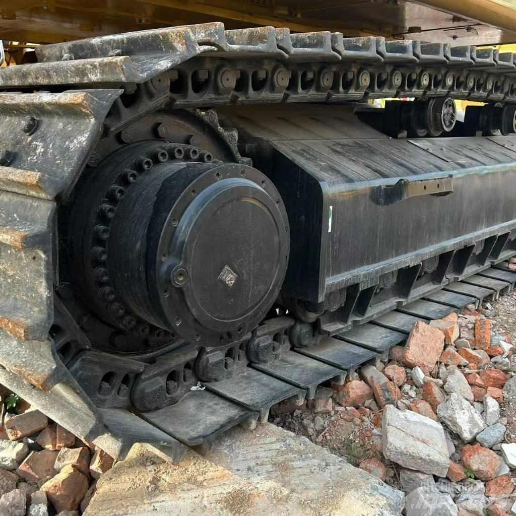 CAT 345GC Гусеничні екскаватори