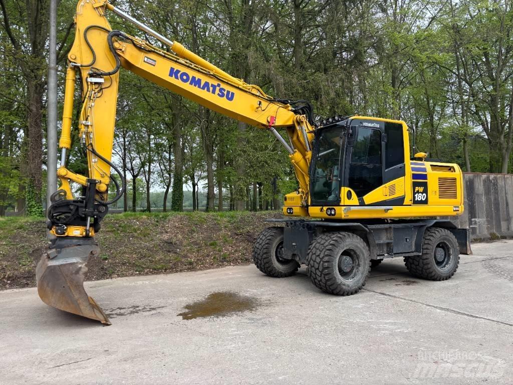 Komatsu PW180-11 Колісні екскаватори
