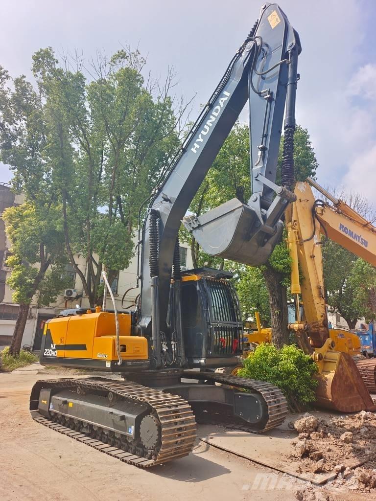 Hyundai HX 220 HD Гусеничні екскаватори