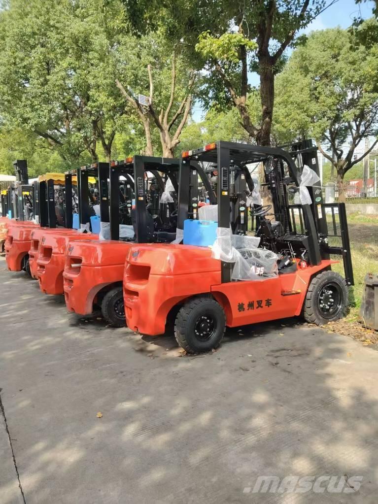 Hangcha CPCD 35 Дизельні навантажувачі