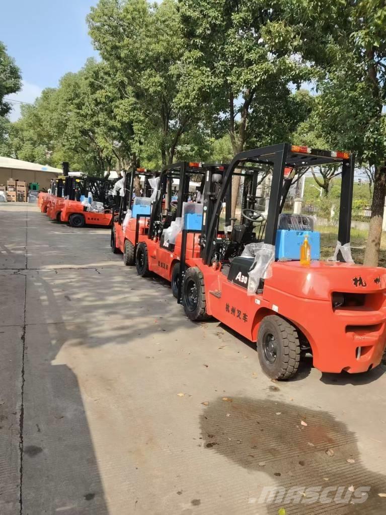 Hangcha CPCD 35 Дизельні навантажувачі