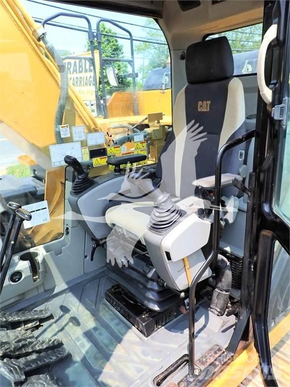 CAT 324EL Гусеничні екскаватори