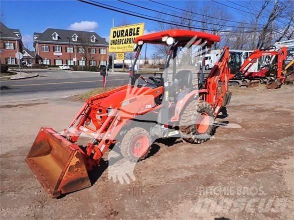 Kubota B26 Екскаватори-навантажувачі