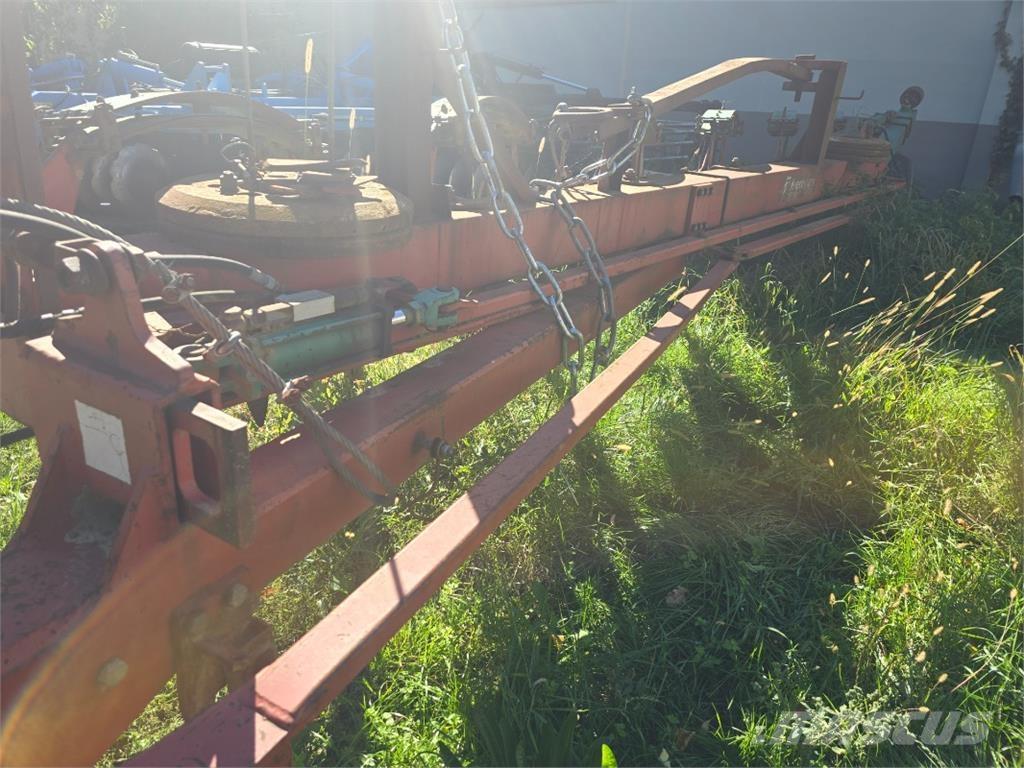 Kverneland BB 100 Плуги