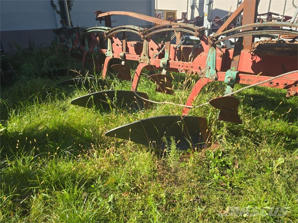 Kverneland BB 100 Плуги