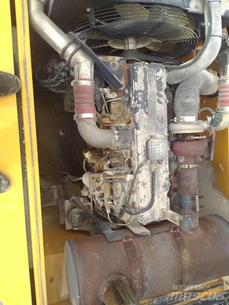 Hyundai R360 Гусеничні екскаватори