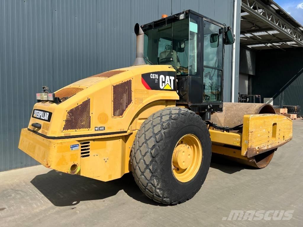 CAT CS76 XT Грунтові котки
