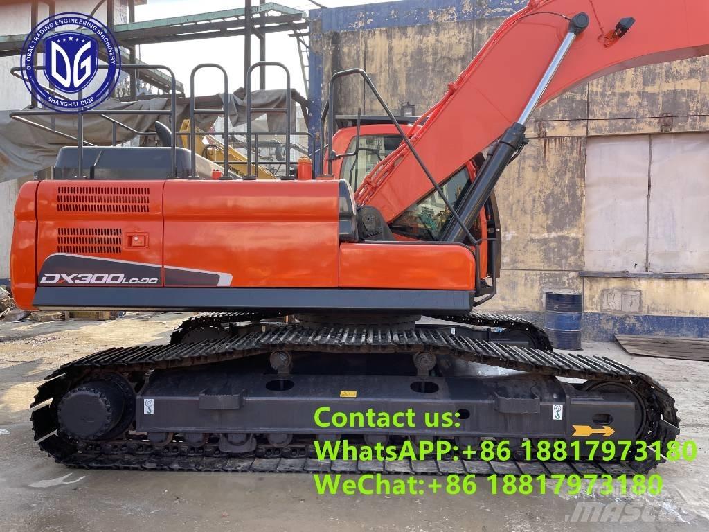Doosan DX 300 LC Гусеничні екскаватори