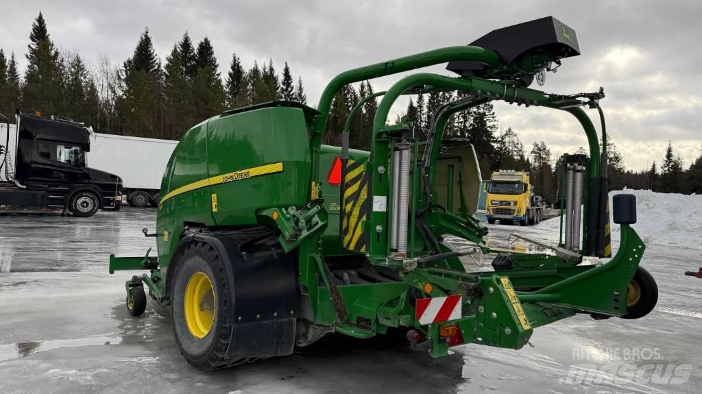 John Deere C 441 R Рулонні прес-підбирачі