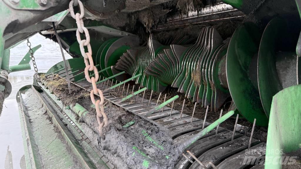 John Deere C 441 R Рулонні прес-підбирачі