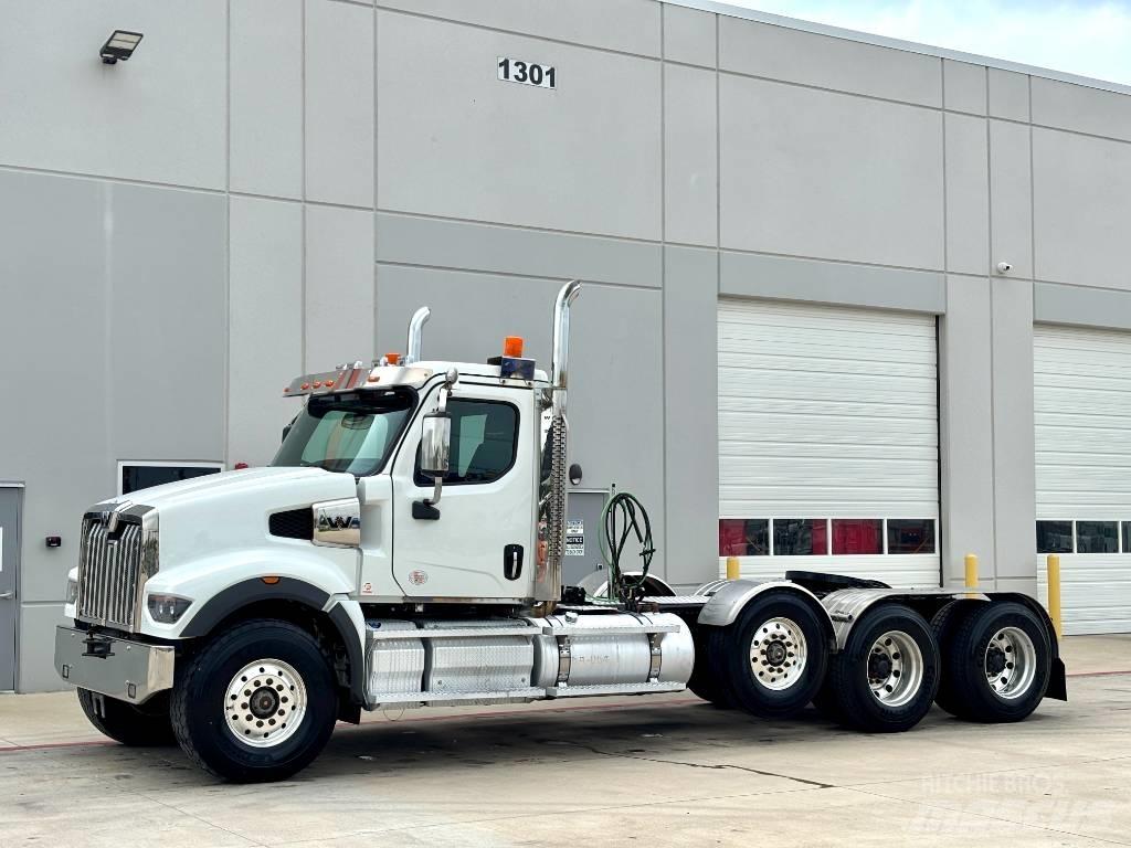 Western Star 49 X Тягачі