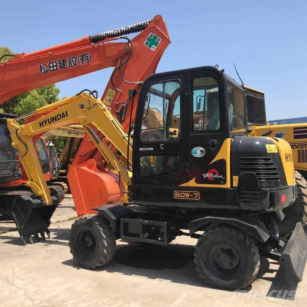Hyundai 60 W Колісні екскаватори