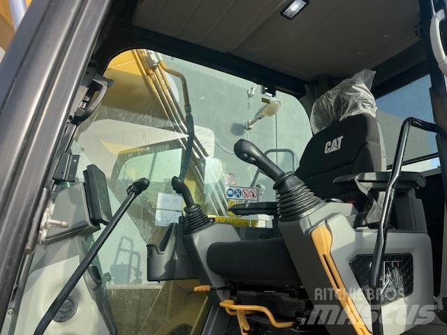 CAT 317 Гусеничні екскаватори