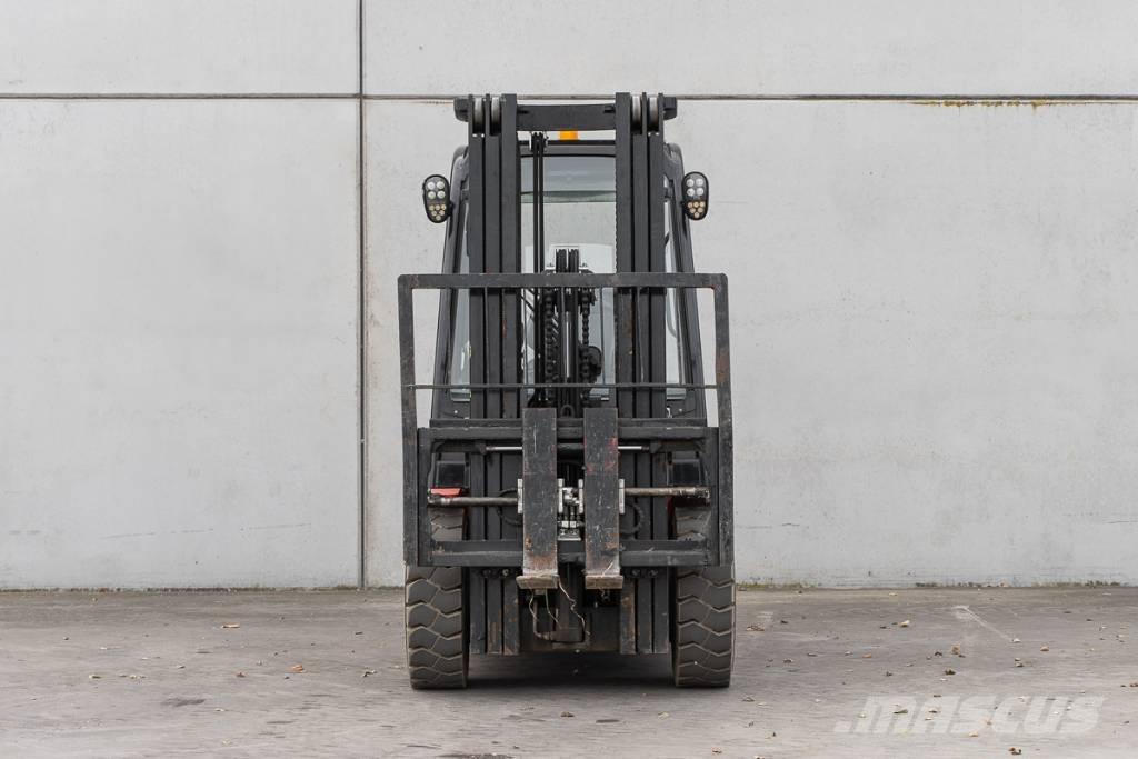 Manitou MI 30 D Дизельні навантажувачі