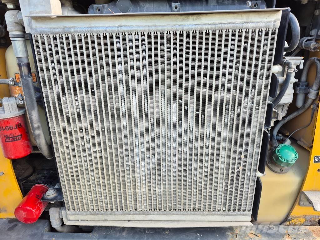 John Deere 316 Міні-навантажувачі