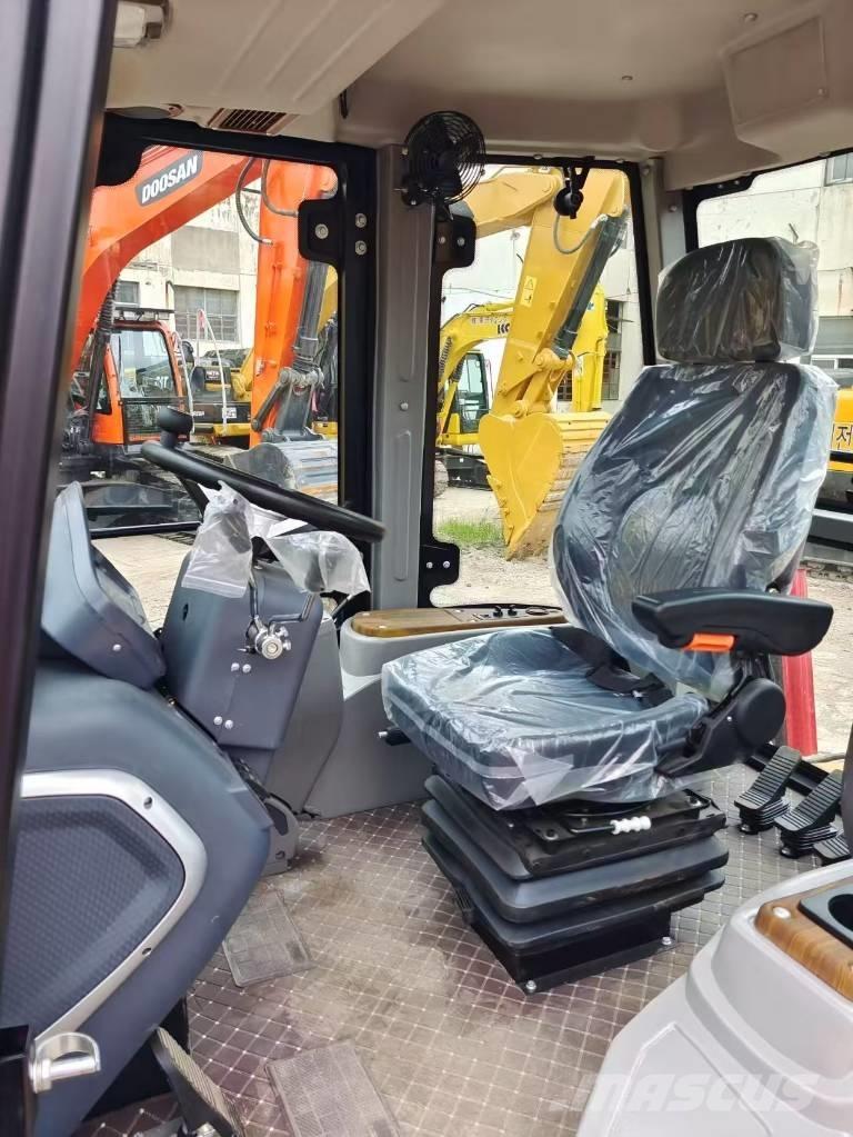 CAT 420 F Екскаватори-навантажувачі