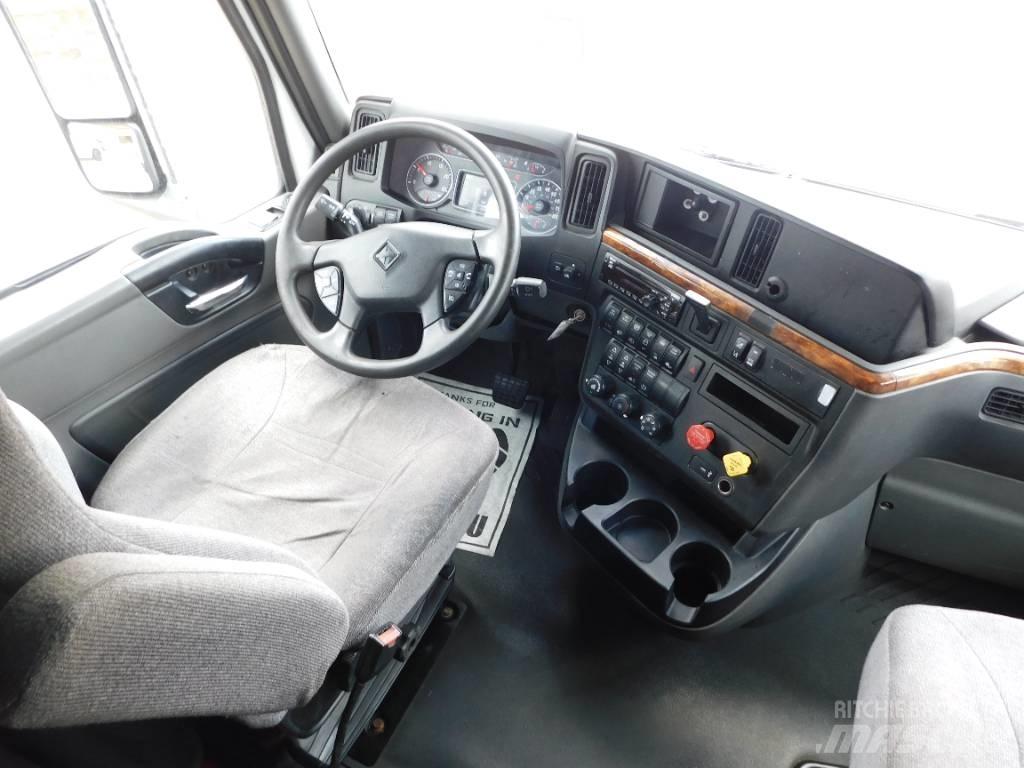 International LT 625 Тягачі
