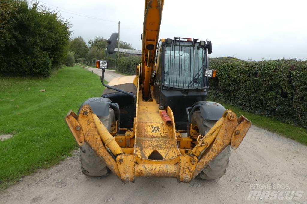 JCB 533-105 Телескопічні навантажувачі