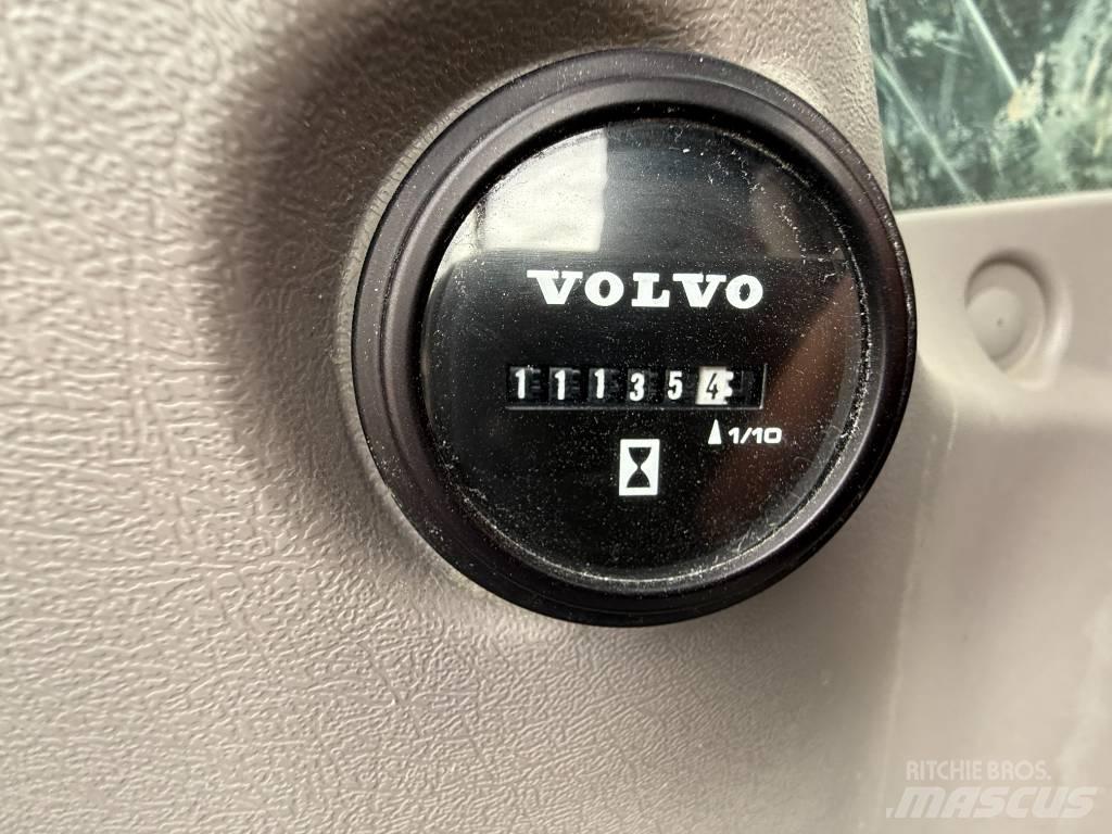 Volvo EC 750 Гусеничні екскаватори