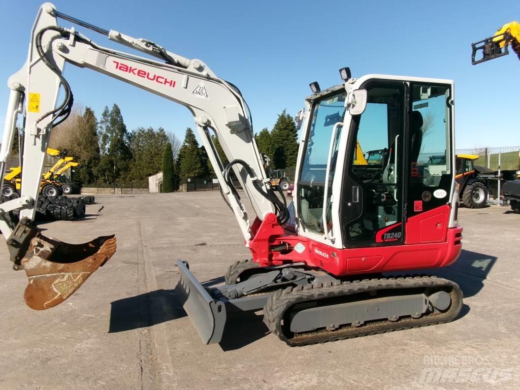 Takeuchi TB 240 Міні-екскаватори < 7т