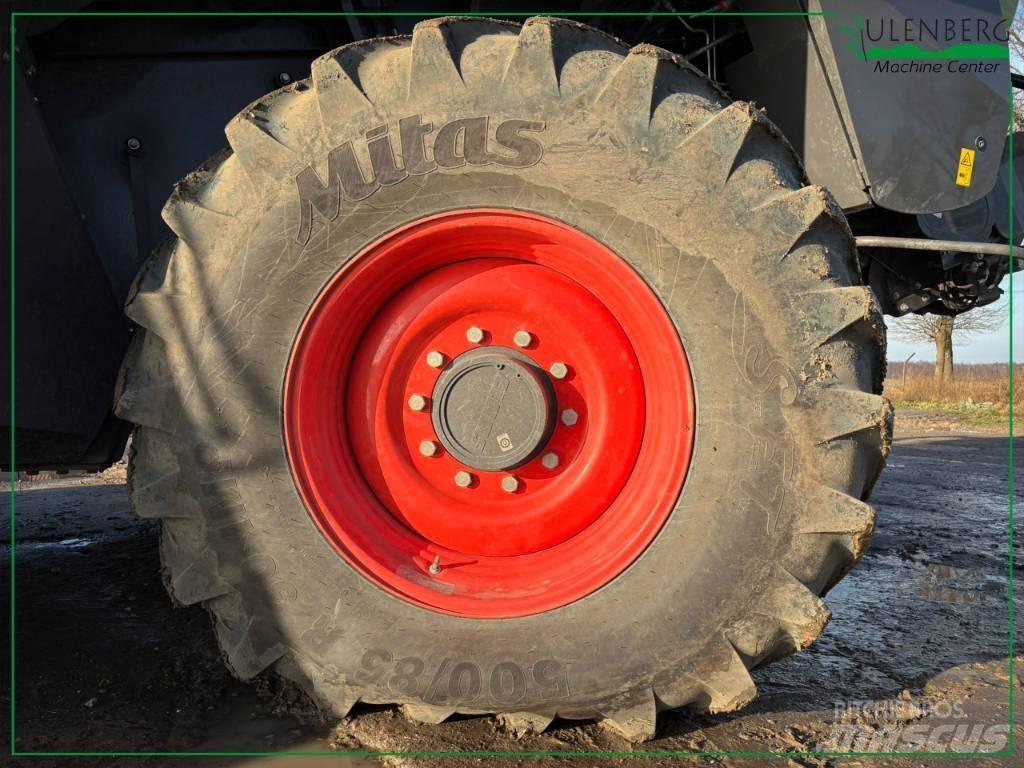 CLAAS Lexion 8700 TT Зернозбиральні комбайни