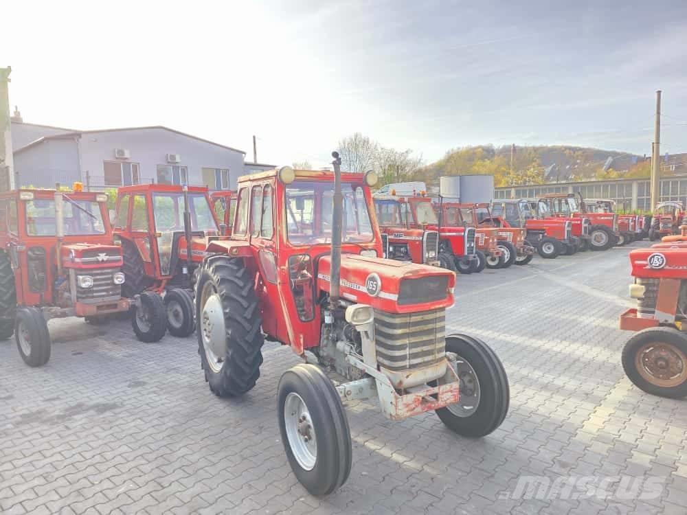 Massey Ferguson 165 Трактори
