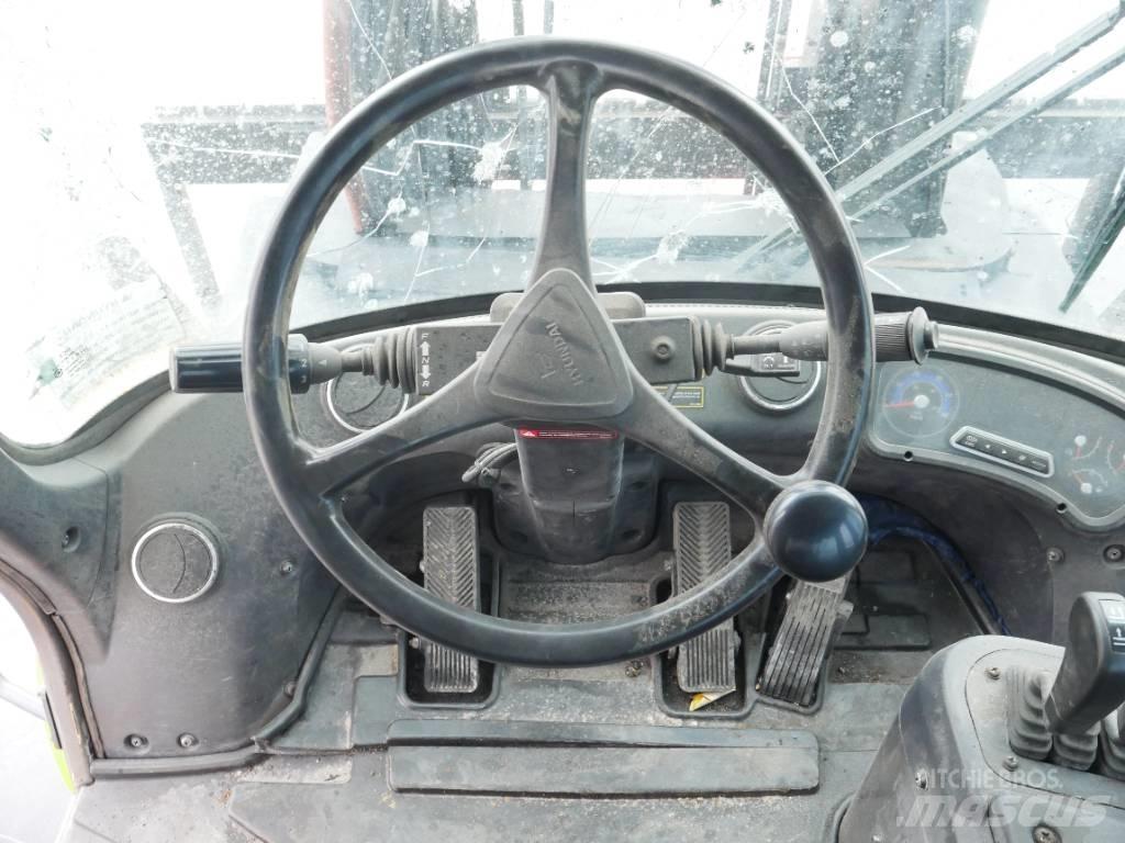 Hyundai 50 D-9 Дизельні навантажувачі