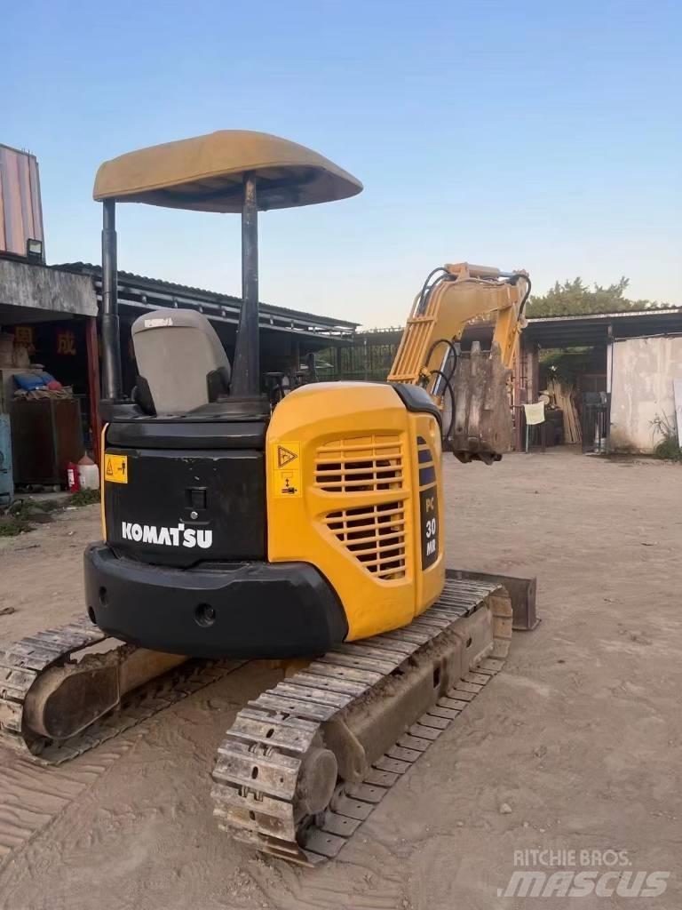 Komatsu PC30 MR Міні-екскаватори < 7т