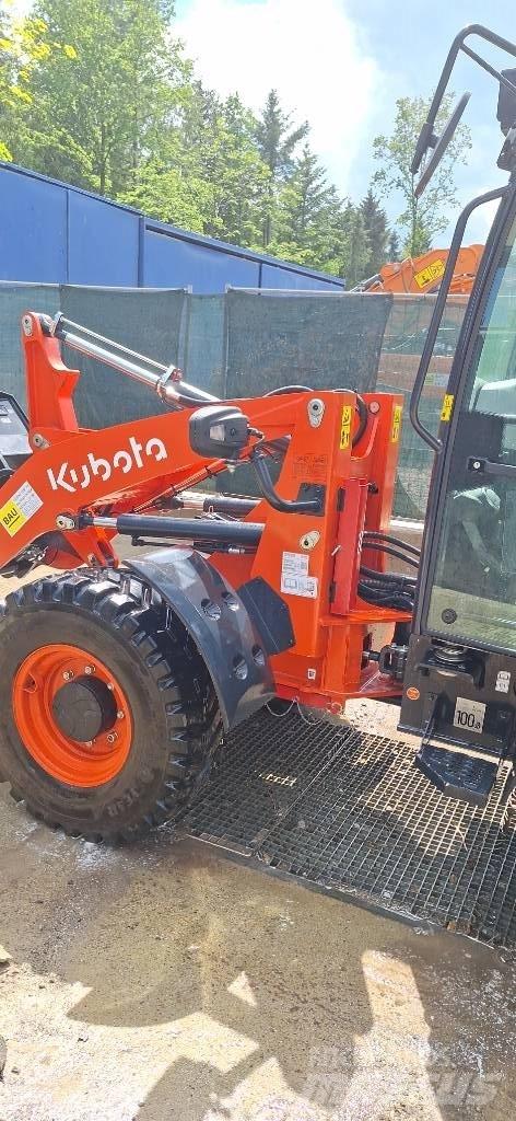 Kubota R 070 Фронтальні навантажувачі