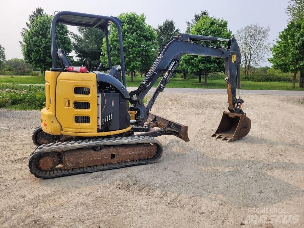 DEERE 35G Міні-екскаватори < 7т