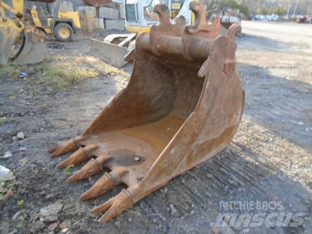 Doosan DX 225 LC Гусеничні екскаватори