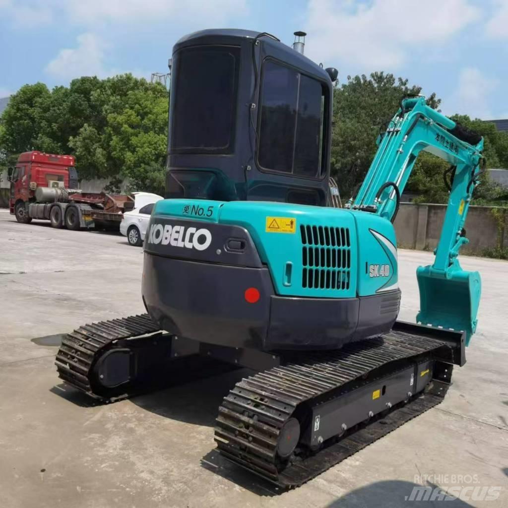 Kobelco SK 40 Міні-екскаватори < 7т