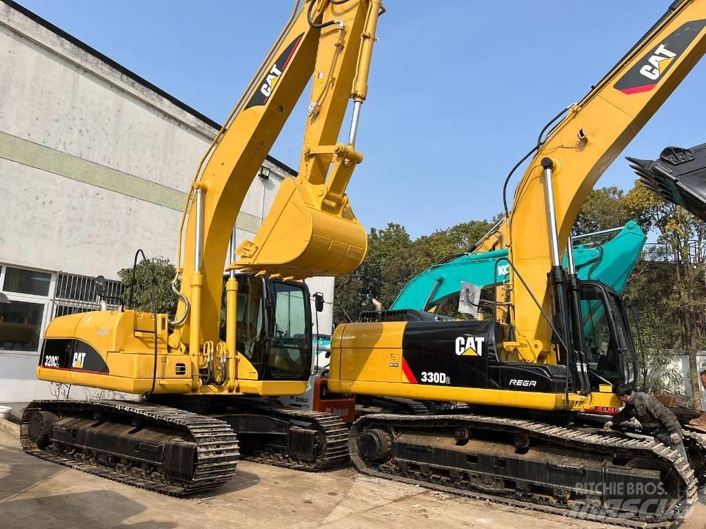 CAT 330 D L Гусеничні екскаватори