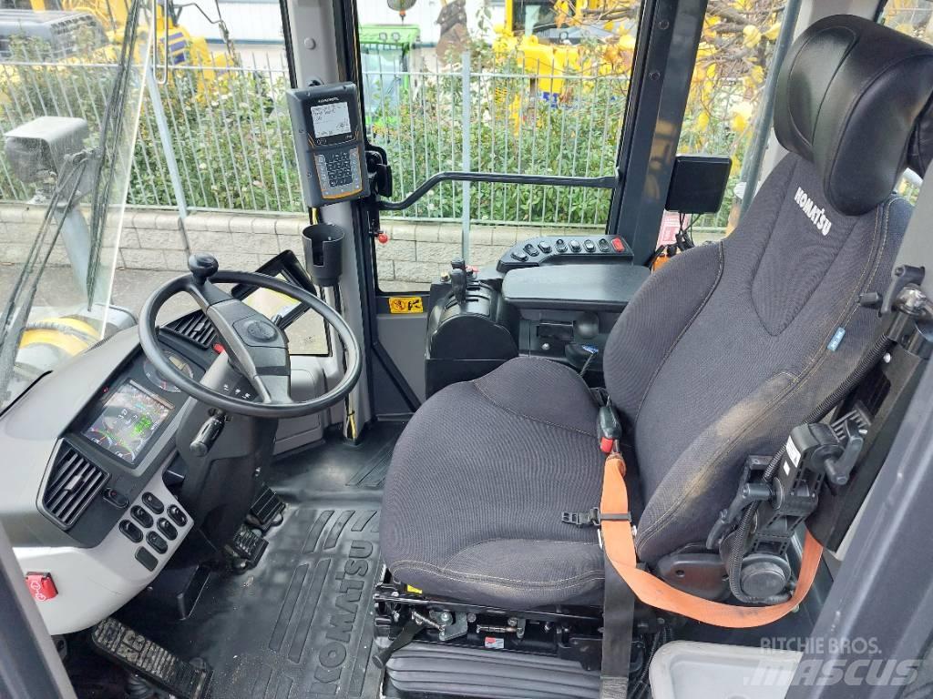 Komatsu WA480-8 Фронтальні навантажувачі