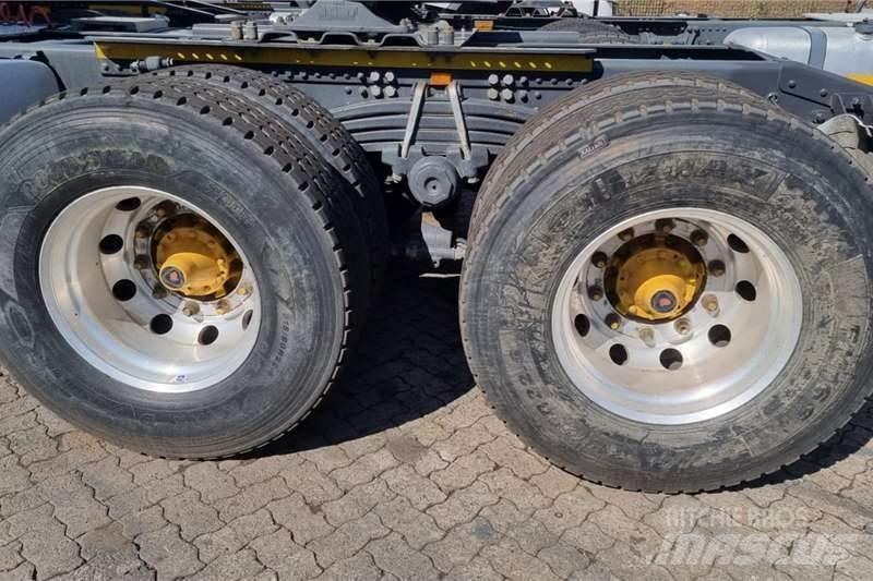 Scania R620 Вантажівки / спеціальні