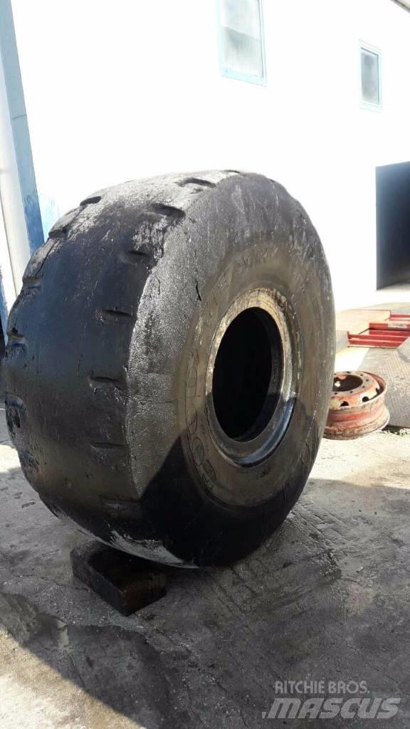 Goodyear 29,5R25 Шини і колеса