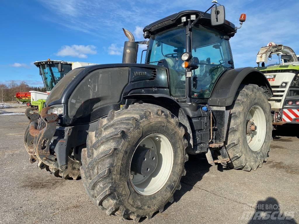 Valtra S 233 Трактори