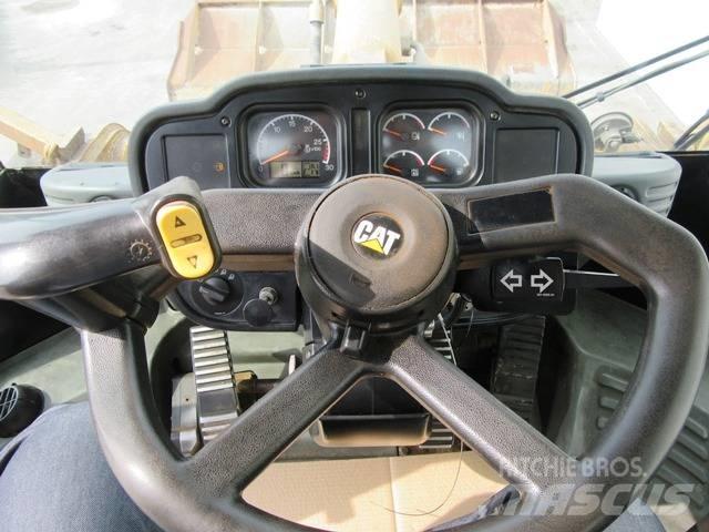 CAT 966 G II Фронтальні навантажувачі