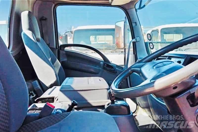 Isuzu FRR 600 AMT Вантажівки / спеціальні