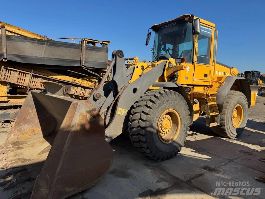Volvo L 90 E Фронтальні навантажувачі