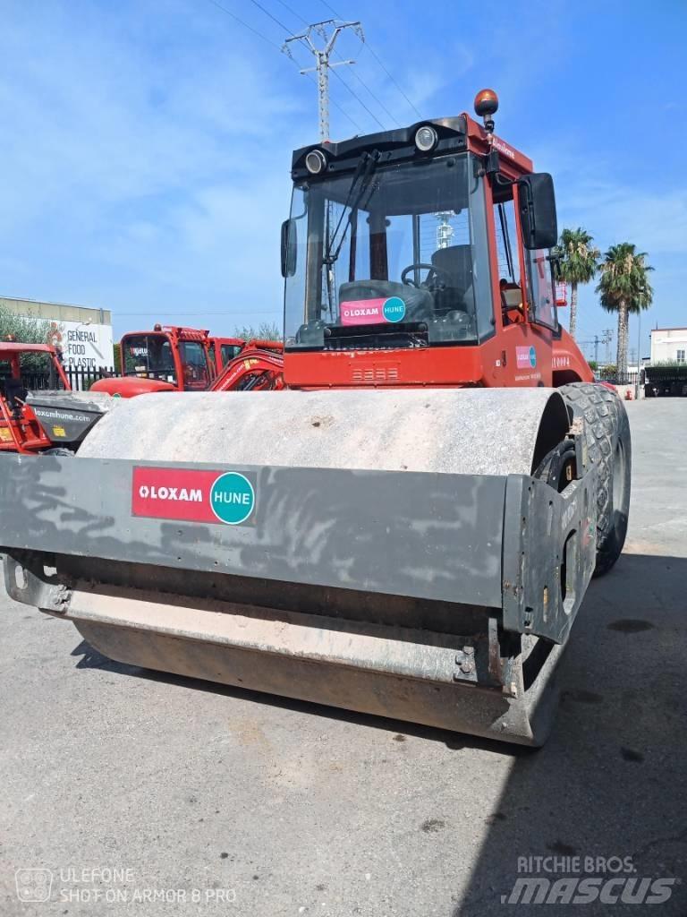Bomag BW 211 D-4 Грунтові котки