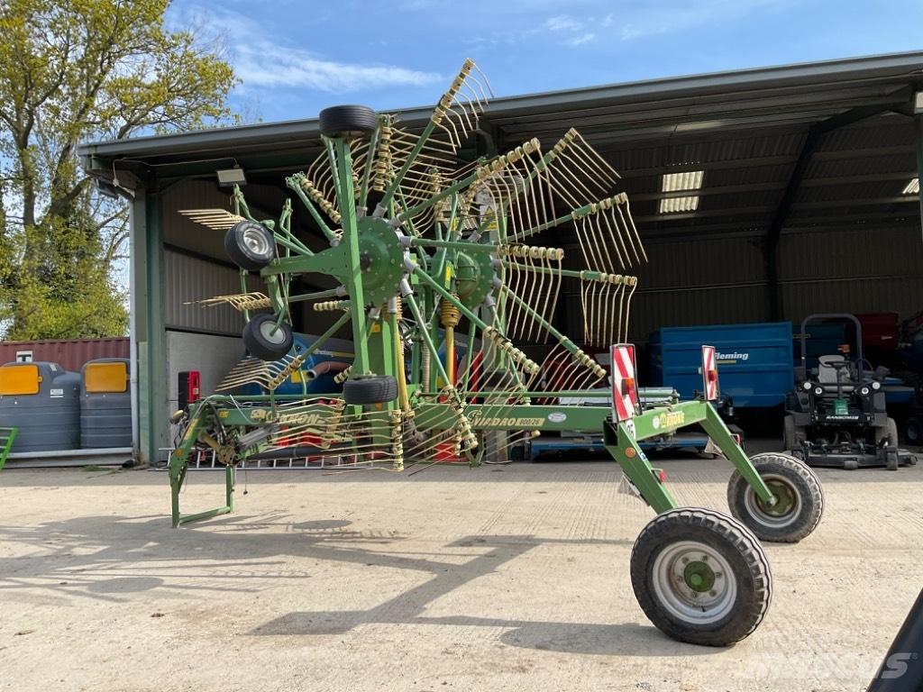 Krone Swadro 800/26 Граблі і сінозворушувачі