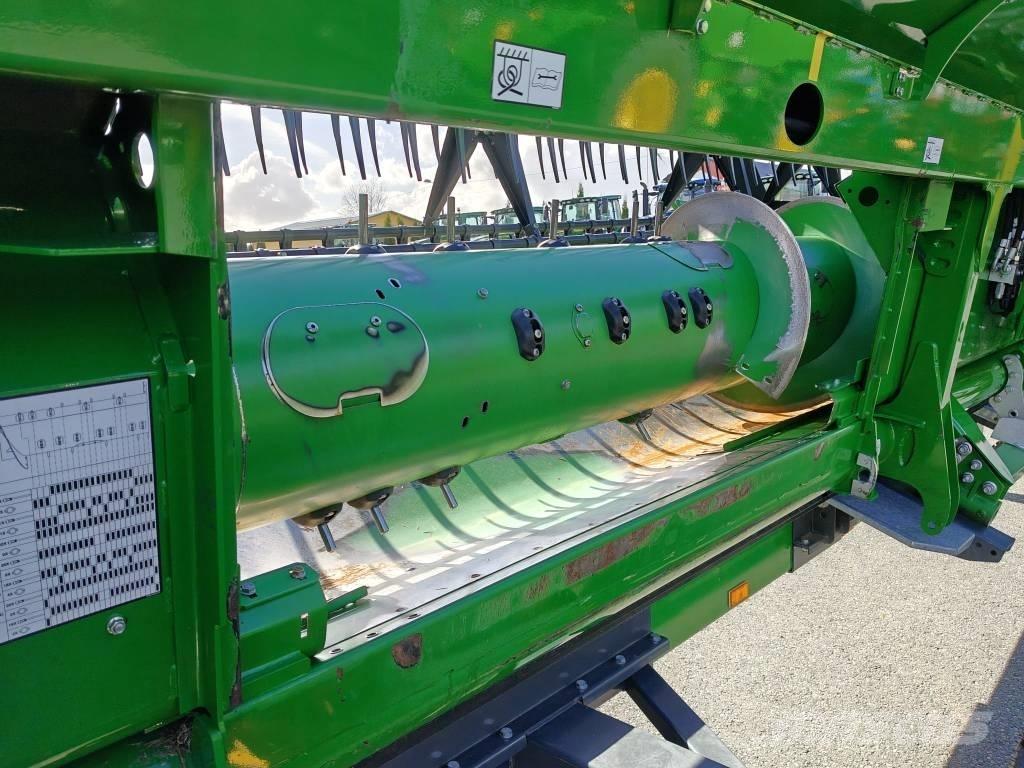 John Deere W 650 i Зернозбиральні комбайни